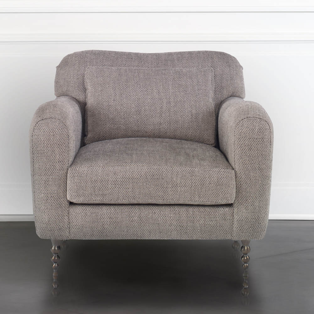 HILLCREST LOUNGE CHAIR image number 0